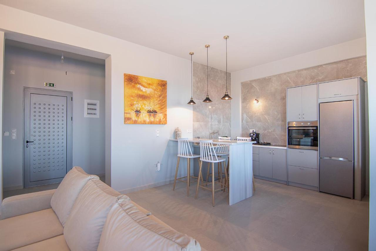 Georgianna'S Suite With Private Pool , 'Greysuite' Kómboi 外观 照片